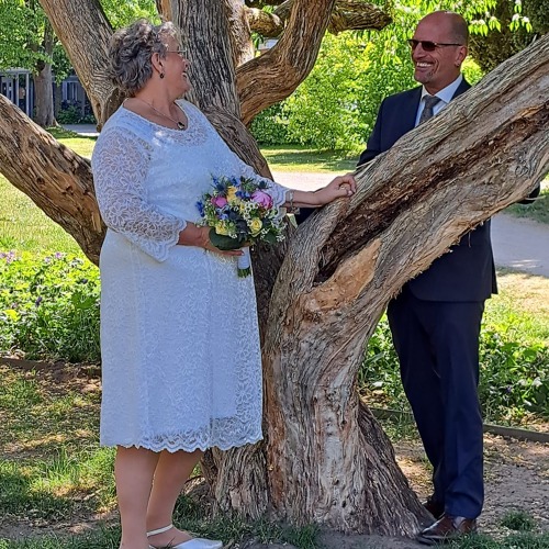 15. Mai 2025 Wir gratulieren Christine und Olaf Joerensen von Herzen zu ihrer Hochzeit!